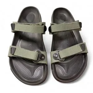 Birkenstock Olive and Black Men\'s Sandals Arizona Big Buckle Oiled Leather in Color Olive Green  main image 3
